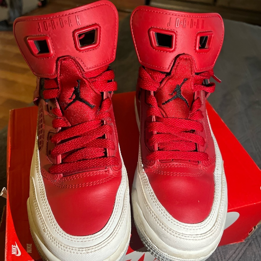 Jordan Sneakers in Red and Black